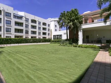 Mantra Coolangatta Beach Отели рядом с достопримечательностью «Пойнт Дангер»