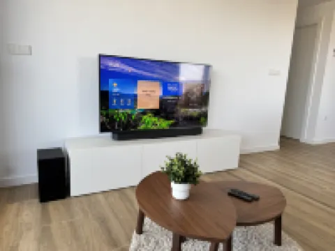 Luxurious 2-Bedroom Apartment in Arenals del Sol with Pool and Sea Views