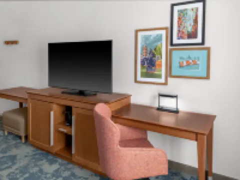 Hampton Inn Kansas City/Shawnee Mission Hotels in Shawnee