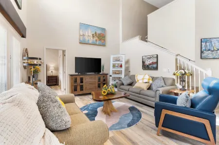 Bchillin Retreat on Table Rock Lake