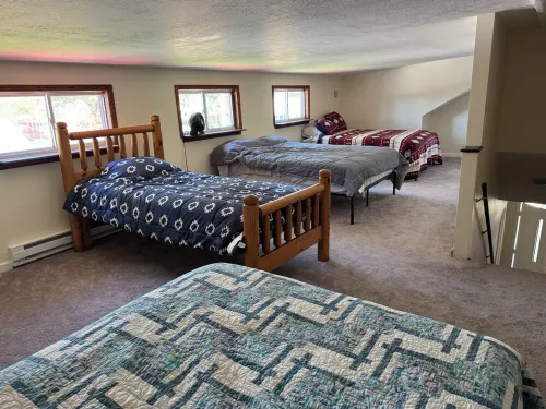 Fish Camp - Lake Erie - 3-bedroom house in wonderful Vermilion with WiFi, AC Hotels in Brownhelm Township