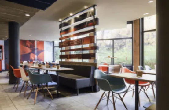 宜必思土倫拉塞訥酒店 濱海拉塞訥酒店