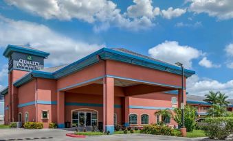 Quality Inn & Suites at the Outlets Mercedes-Weslaco