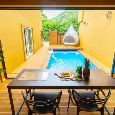 Yangpyeong Pool Villa Manoa Hoteles cerca de Galería Sonagi