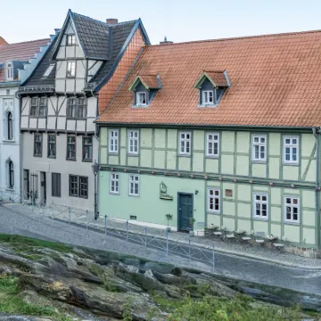 Hotel Domschatz Hotels near Old Town