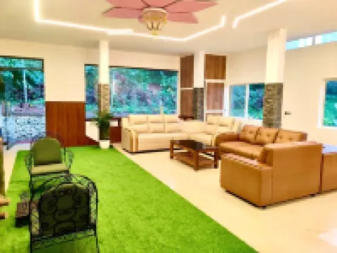 Ayur Mount Resort & Spa Hotels in Pallivasal