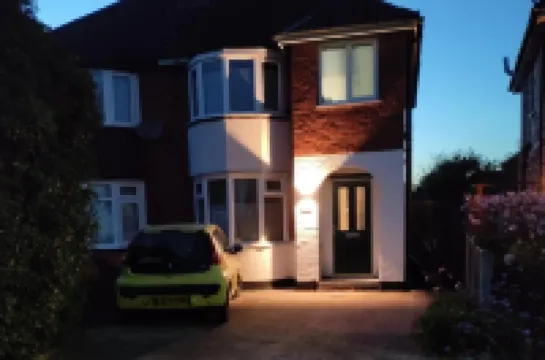 Parkdale-2 Bedroom House in Sheldon Birmingham Hotels in Marston Green
