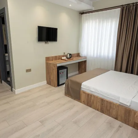 HOLMİ OTEL