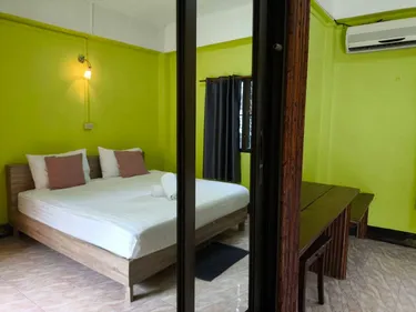 รูปภาพของพลอยอิน เกาะช้าง