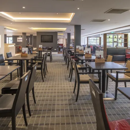 Holiday Inn Express NORTHAMPTON - SOUTH by IHG