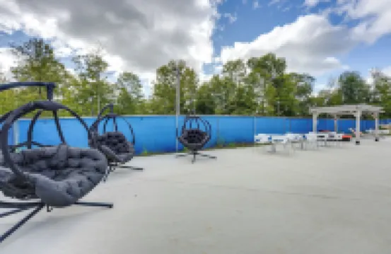 Cozy Cassopolis Cabin, Near Parks and Golfing!