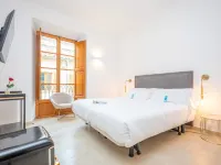 Cas Català Hotels in Sineu