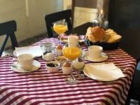 Domaine les Darbonnets - Bed and Breakfasts