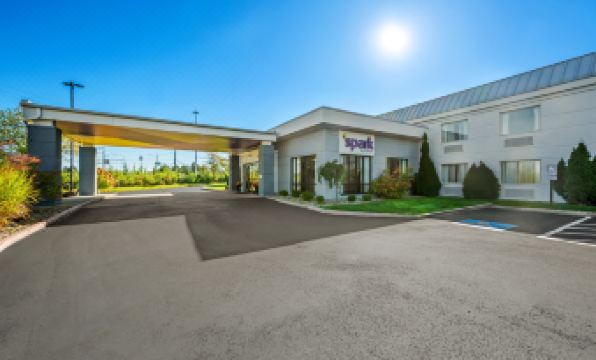 Spark by Hilton Cleveland Beachwood