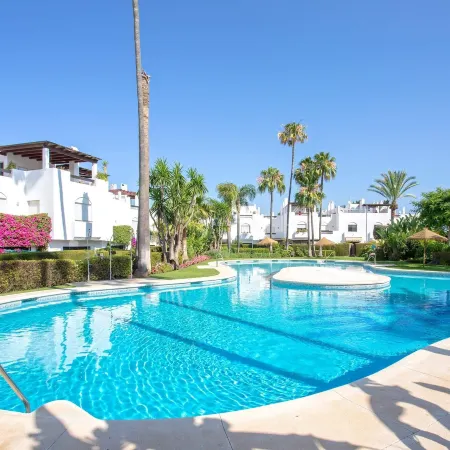 Genteel Home Guadalvillas
