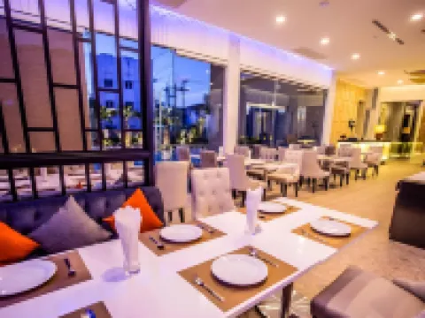 โรงแรม เดอะ ชีวิน แอนด์ คอนเวนชั่น โรงแรมในอำเภอ ชุมแพ