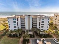 Relaxing Oceanfront Condo -Seaglass Spectacular Ocean Views from every room - balcony