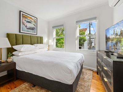 Charming 2-bed Terrace in the Heart of Surry Hills