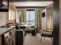 C60 Rentals Hotels near Campin