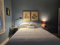 Charming Artist's Retreat