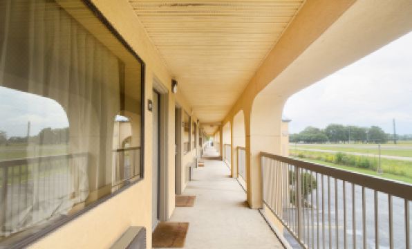 Deerfield Inn by Capital O Blytheville AR I55