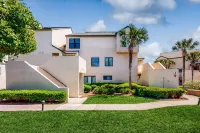 Lovely Oceanfront Townhouse in Summer Beach Village w/Shared Pool, Central AC