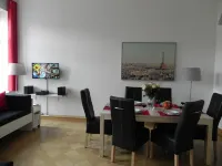 3-huoneen Huoneisto "Am Roßplatz", Sis. Fi ja Jopa 8 Henkilöä Parveke. Autotalli