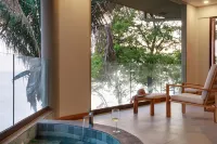 Arenas Del Mar Beachfront & Rainforest Resort Member of the Cayuga Collection - spa