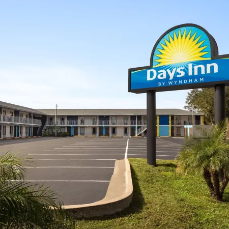 Days Inn by Wyndham Apopka/Orlando