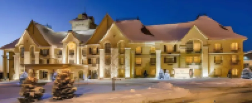 ル セントマーティン ホテル アンド スイーツ ラヴァル