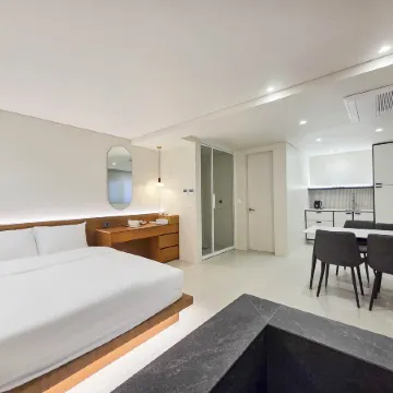 Stay Episode in Suwon Hwaseong Hannggong