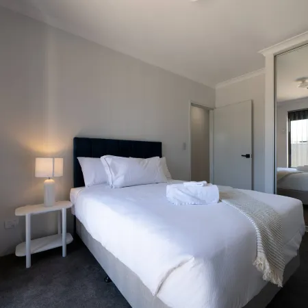 Serene Escape – Near The Vines & Swan Valley