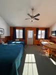 Quiet Bay Lakeside Escape
