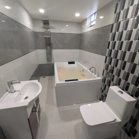 StayVilla Prime
