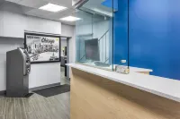 Super 8 by Wyndham Chicago IL