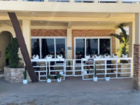 Papa Freds Beach Resort