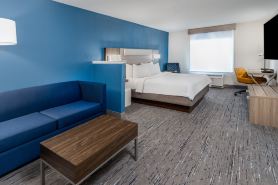 Holiday Inn Express & Suites LOVELAND by IHG