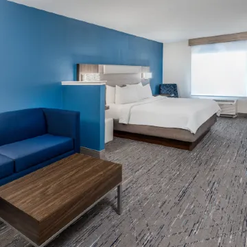 Holiday Inn Express & Suites LOVELAND by IHG