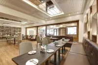 Marks Hotel & Banquet