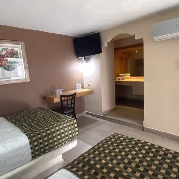 Hotel Flamingo Hotels near Plaza de la Mexicanidad