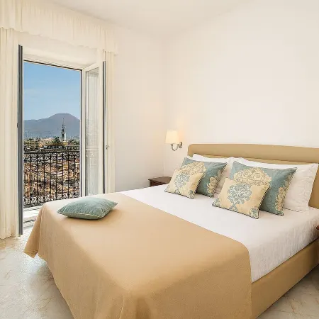 Core Amalfitano Pompeii City Suites