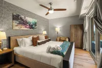 New SkyLine Sedona! Wow Views! 5Br 4Ba Pool Spa GameRoom Firepit