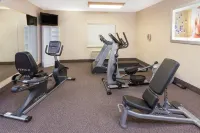 Baymont by Wyndham Galesburg - Phòng Gym