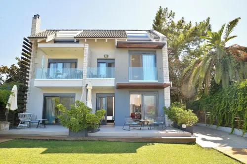Seacret Apartments
