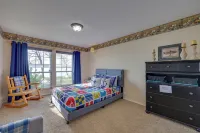 Lakefront Home w/ Shared Boat Ramp in Grove! - 3-Star