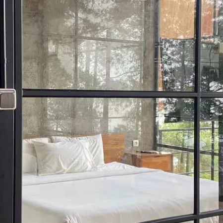 Locca Lodge