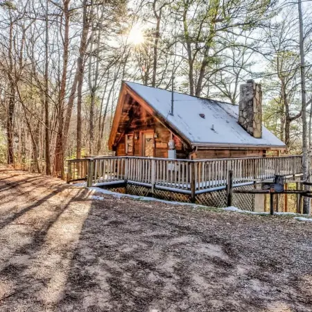 Cute Studio Cabin! Views! Private. Hot Tub. Relax!
