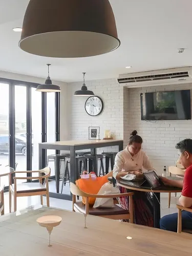 รูปภาพของอีซี่โฮเทล 1 ลำพูน