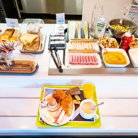 Ibis Budget Orange Centre