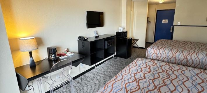 Satellite Hotel Hotels in Colorado Springs
